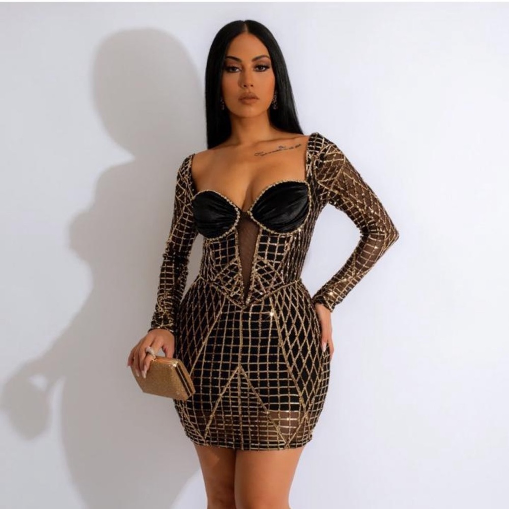 Dazzle me mini Dress in Black/Gold